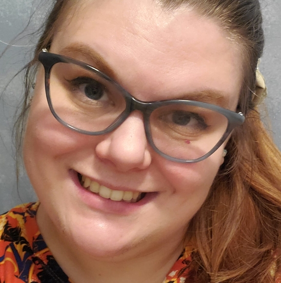 Meet your Posher, Shayna - Picture 1 of 1